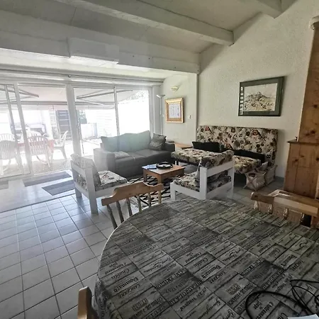 5030 Domaine De Poseidon 21 אגדה